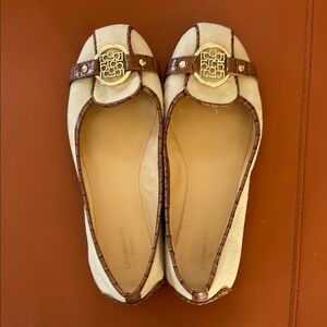 Liz Claiborne Cream and Brown Flats with Gold Buckle
